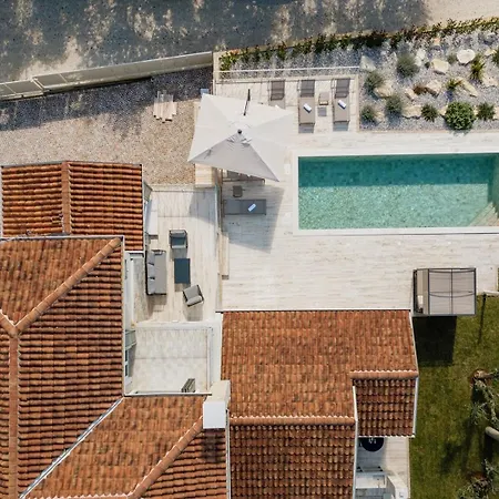 Mila With Private Pool, Bbq And Jacuzzi * Višnjan
