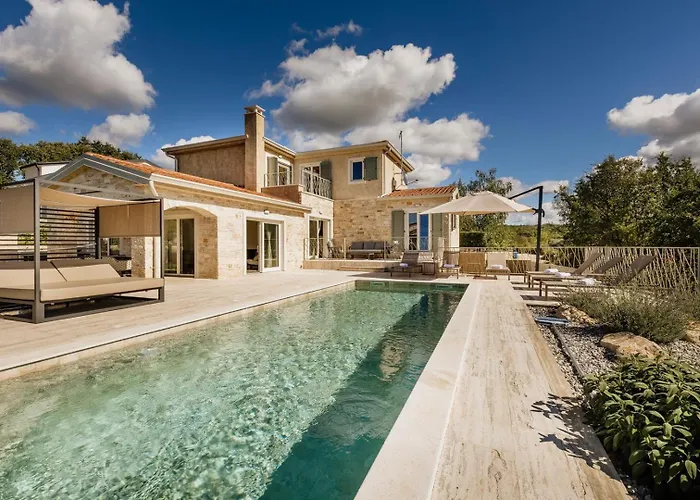 Vila Mila With Private Pool, Bbq And Jacuzzi *